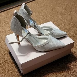 Shoes -Silver
